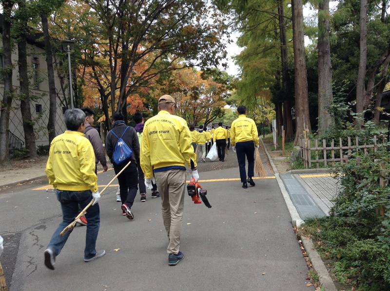 NTTファシリティーズ関西　大阪城公園ボランティア清掃