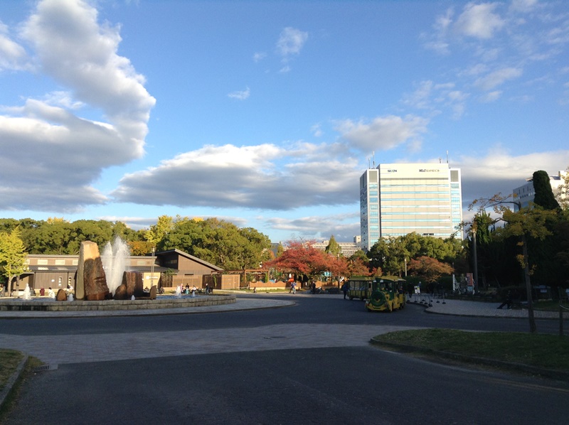 大阪城公園の噴水広場